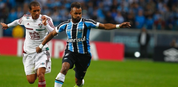 Atacante Fernandinho, do Grêmio, foi sincero ao avaliar a vitória sobre o VEC