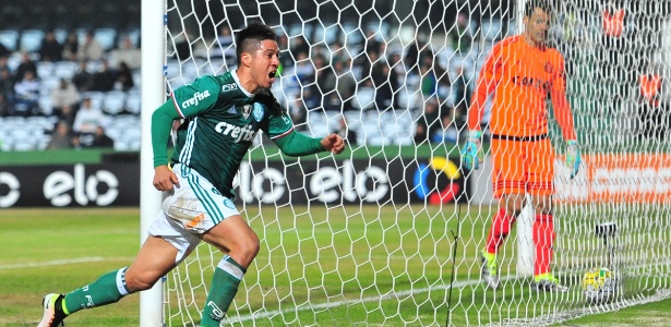 Insatisfeito e preterido por Cuca, Cristaldo quer deixar o Palmeiras