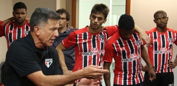 Técnico Osorio e os jogadores do SP percorreram de táxi os 83km de Navegantes a Joinville