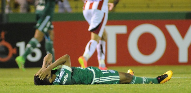 Sem vencer há 5 jogos, Palmeiras tem pior início de temporada desde 1999