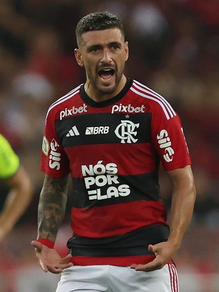 Flamengo planeja pré-temporada nos EUA e quer jogo contra time de Messi