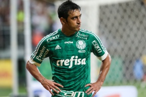 Robinho diz que vitória do Palmeiras por 4 a 1 tira peso de série negativa