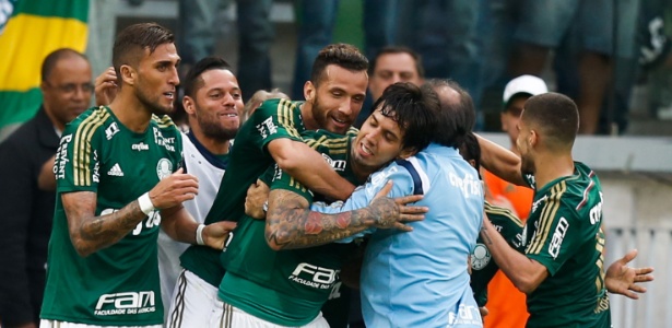 Como Palmeiras não leva gol há quatro partidas sem jogar retrancado?
