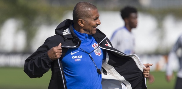 Cristóvão viu carreira em risco no Fla. Corinthians é quase 