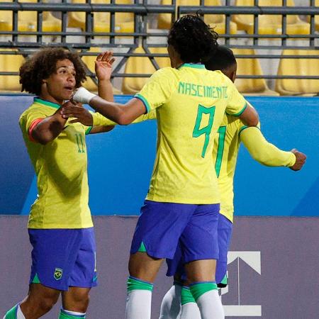 Pan de Santiago: Brasil vence na estreia do futebol masculino com