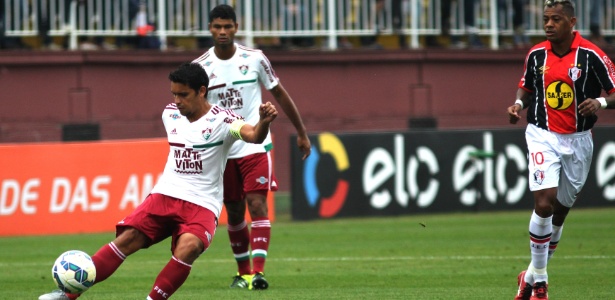 De olho no mercado, Palmeiras monitora volante ex-São Paulo para 2016