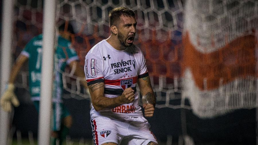 São Paulo: Veja qual estrangeiro mais jogou pelo clube neste ano