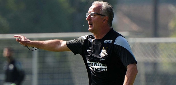 Dorival vê tabela do Brasileirão 'ajudar' Palmeiras na Copa do Brasil