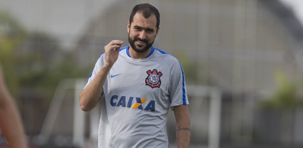 Lesão grave fará Corinthians estender contrato de Danilo pela 8ª temporada