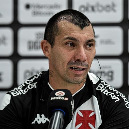 Vasco: Medel sofre amarelo e vai jogar contra o Cruzeiro - Papo na Colina -  Notícias do Vasco da Gama