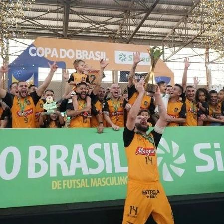 Regras do futsal - Conheça todas neste guia completo [2023]