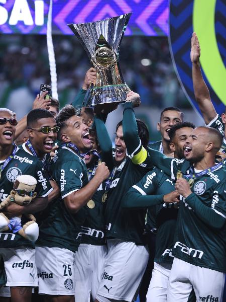 Musiquinha provocativa ao Palmeiras ganha novas versões após derrota no  Mundial; confira – LANCE!