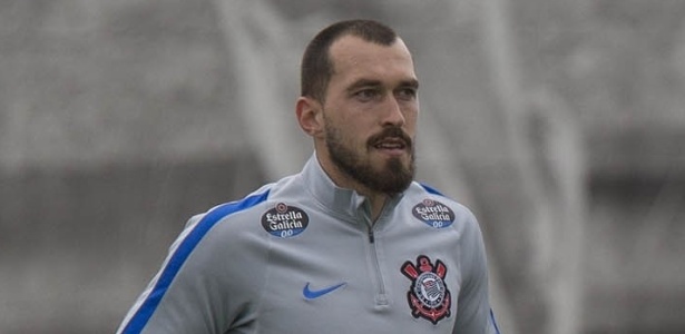 Com Walter titular, Oswaldo define seu 1º time na volta ao Corinthians