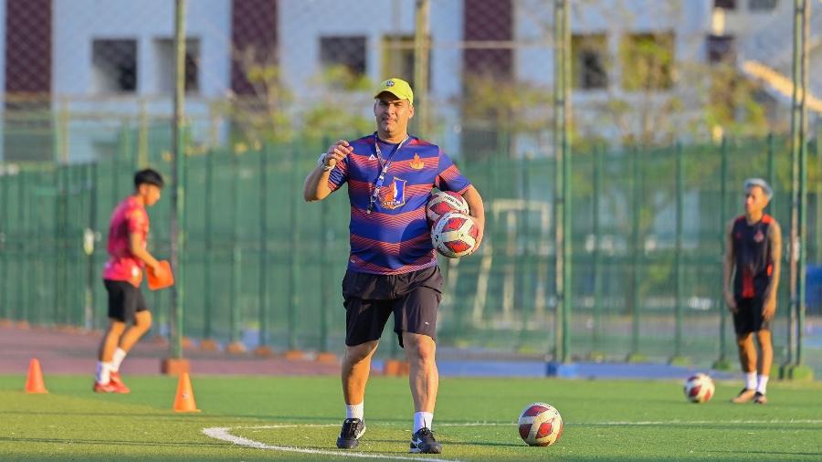 Perdeu o amor pelo futebol e agora joga com um sorriso na cara