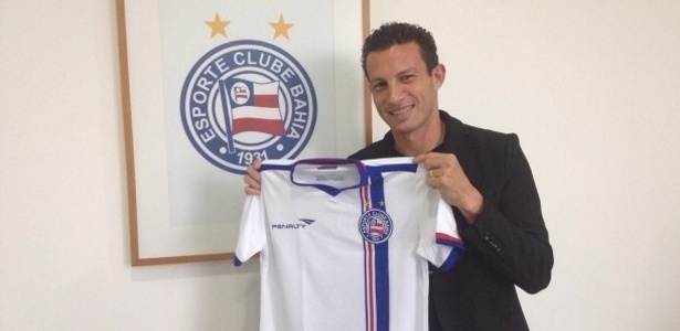 Divulgação/Bahia Zagueiro Gustavo deve ocupar a vaga de Jaílton, suspenso pelo terceiro amarelo