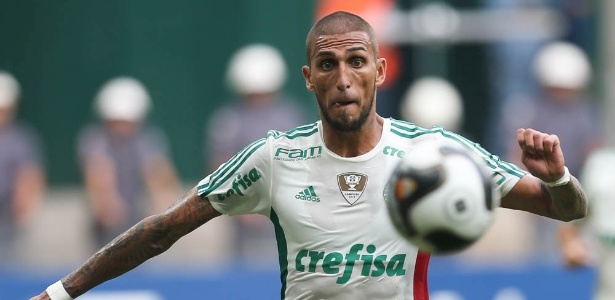 Menos chutões e mais posse de bola. Palmeiras reage antes da Libertadores 