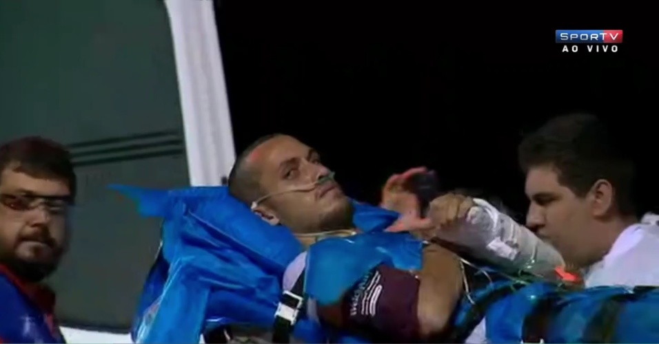 Volta para casa depois de 18 dias: Zagueiro Neto chega a Chapecó e se junta a Ruschel e Henzel