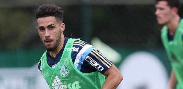 Com Gabriel, reservas do Palmeiras fazem treino na Academia