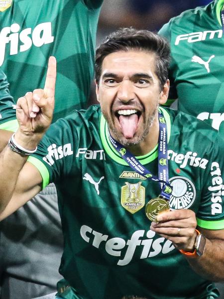 Abel para a eternidade: Palmeiras revalida título do Brasileirão e  português consolida estatuto lendário