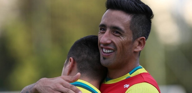 Barrios recebe chance que pediu, e Palmeiras defende a liderança