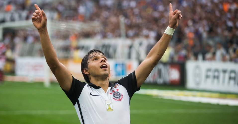 Romero faz contra América-MG e vira o maior artilheiro da Arena Corinthians