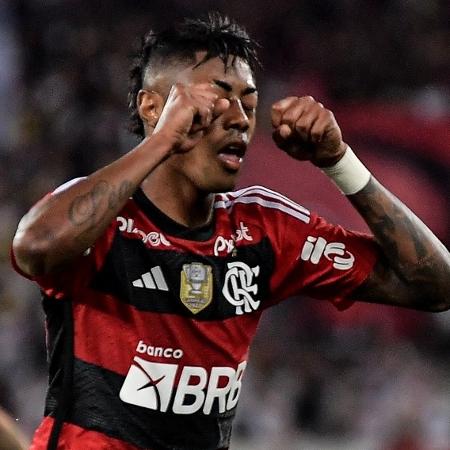 CLÁSSICO: Em jogo incrível, Flamengo é eliminado pelo Botafogo na