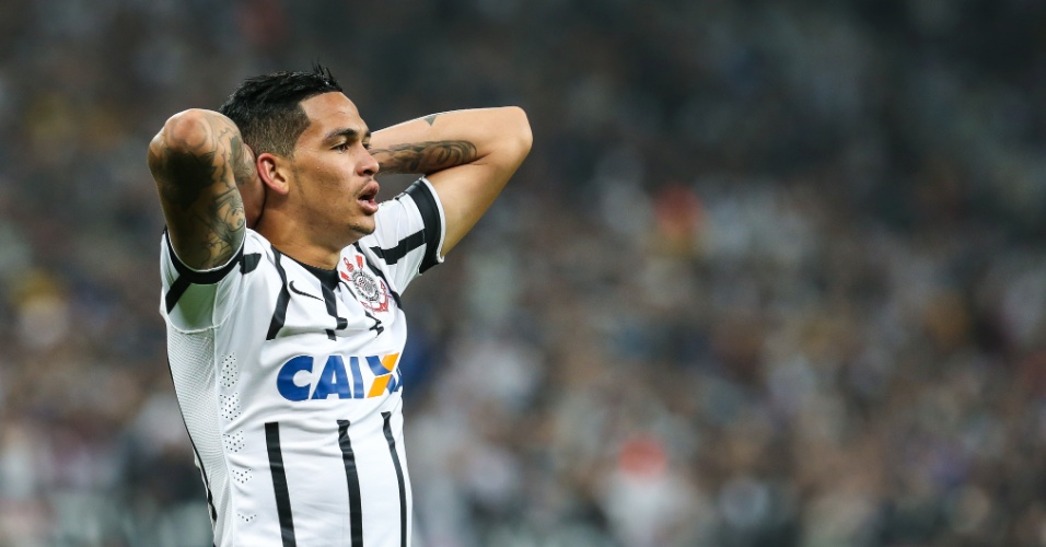 ENQUETE: Quem deve ser o cobrador oficial de pênaltis no Corinthians ? 