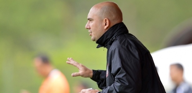 Corinthians demite treinador multicampeão e diretor da base