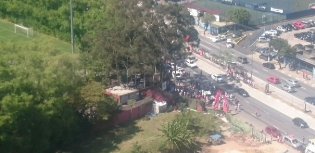 Protesto de torcedores no CT do São Paulo em agosto terminou em invasão e violência