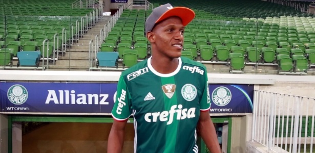 yerry-mina-novo-contratado-do-palmeiras-visita-o-allianz-parque-1462985174240_615x300.jpg