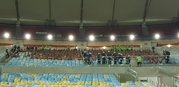 Justiça do RJ nega pedido de liberdade a 14 torcedores do Corinthians