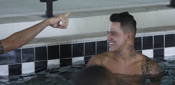 Giovanni Augusto passou fome e atrasou aluguel no caminho até o Corinthians