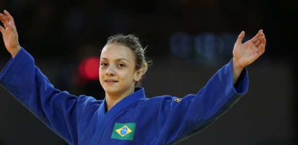 Nathália em ação no Pan de Toronto; jovem judoca substituiu Sarah Menezes