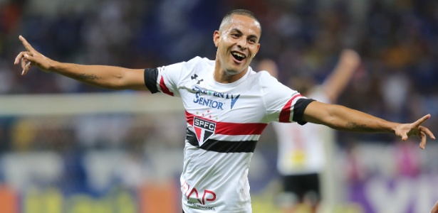 Ytalo fez um dos gols do São Paulo na ausência de Calleri