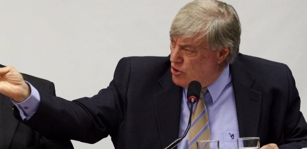 Novo diretor do Corinthians defende MSI e diz que teria demitido Tite