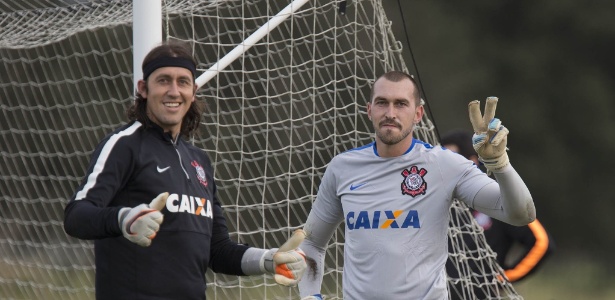 Cássio elogia Pato, mas questiona: 