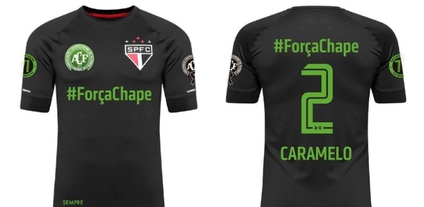 Camisa do São Paulo em tributo à Chapecoense