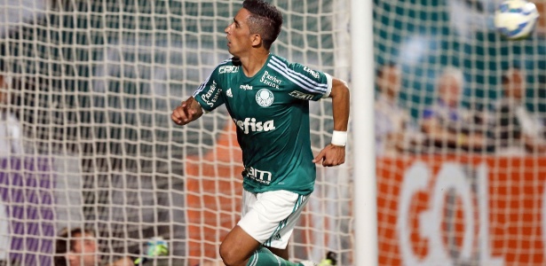 Barrios pede que equipe esqueça erro de arbitragem da primeira final 