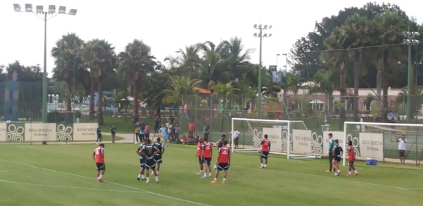 Marcelo Oliveira indica time titular para partida contra o Atlético-PR 