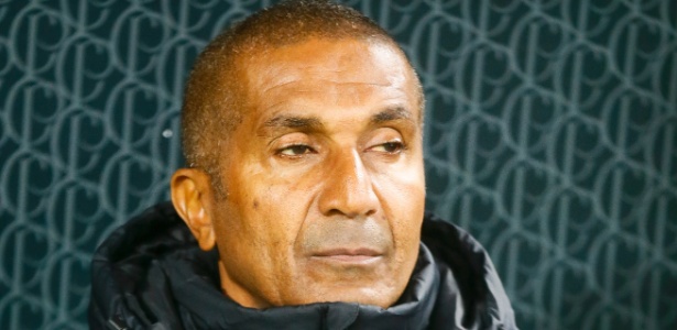 Reforços rejuvenescem Corinthians, que tem número baixo de 