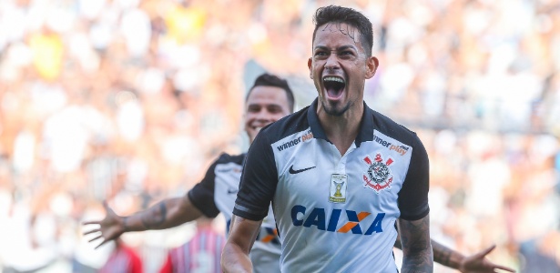 Corinthians busca patrocínio master para a temporada 2016