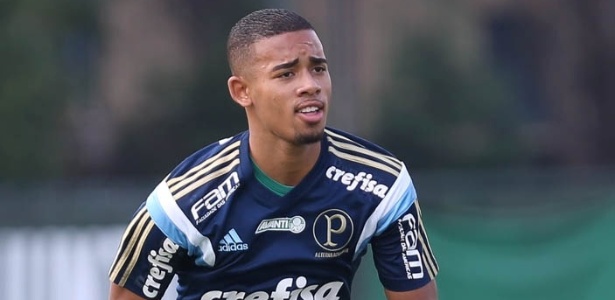 Gabriel Jesus tem contrato com o Palmeiras até 2019