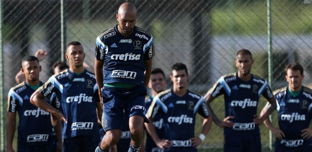 Jesus fotógrafo, Alecsandro malabarista e resenha. Palmeiras encontra paz