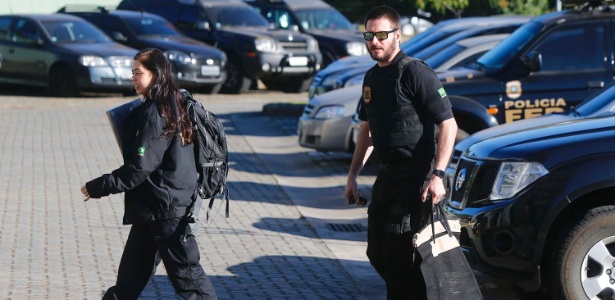 Marcos Bezerra/Futura Press/Estadão Conteúdo PF apreende documentos durante a Operação Caça-Fantasmas