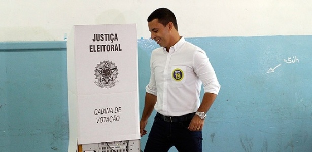 Rogério Lins (PTN), prefeito eleito de Osasco, durante o segundo turno das eleições de 2016