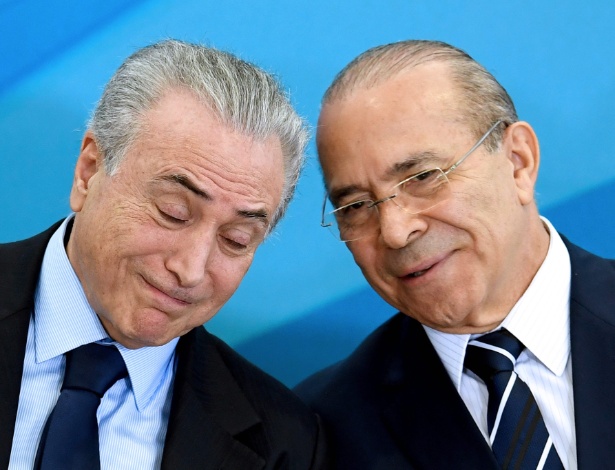 Presidente Michel Temer (à esquerda) e o ministro-chefe da Casa Civil, Eliseu Padilha (à direita)