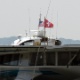 Maior barco solar do mundo chega a NY para estudar os efeitos do clima - Don Emmert/AFP