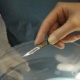 Médico é inocentado por "ereção de oito meses" de paciente com prótese - BBC