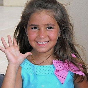 Ana Luiza em foto do aniversário de 7 anos; dois meses depois ela foi diagnosticada com câncer