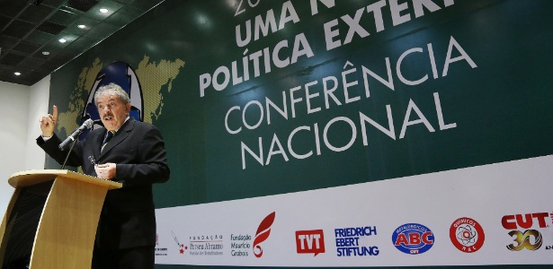 O ex-presidente Luiz Inácio Lula da Silva falou sobre reeleição durante participação nesta quinta-feira (18) do encerramento da Conferência Nacional "2003 - 2013: Uma nova política externa", na UFABC em São Bernardo